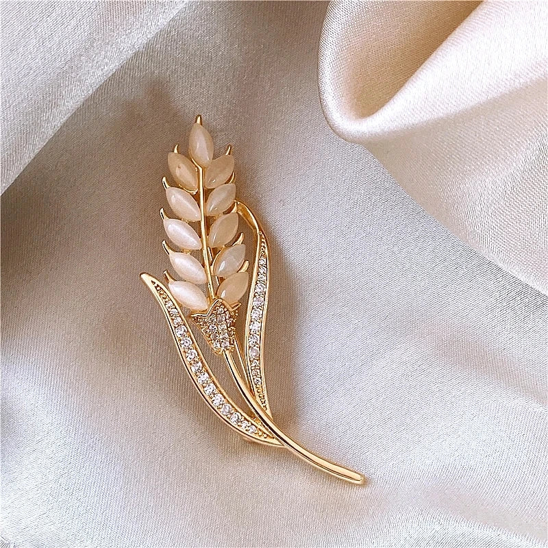 Luxurious And Exquisite Rhinestone Magpie Brooch For Women Shiny Zircon Animal Pins Badge Lady Jewelry Clothing Decorative Gifts