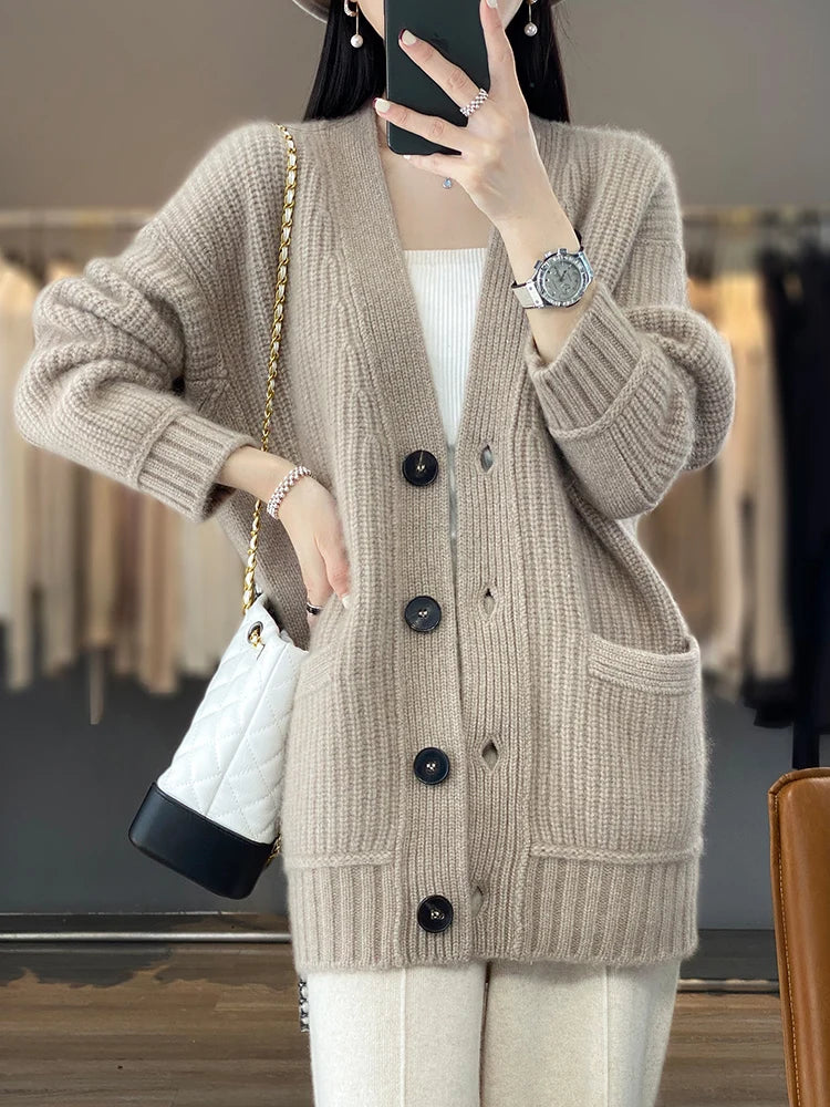 2024 new autumn and winter women's clothing, mid-length wool cardigan, casual, Korean style, popular, cardigan knitted sweater