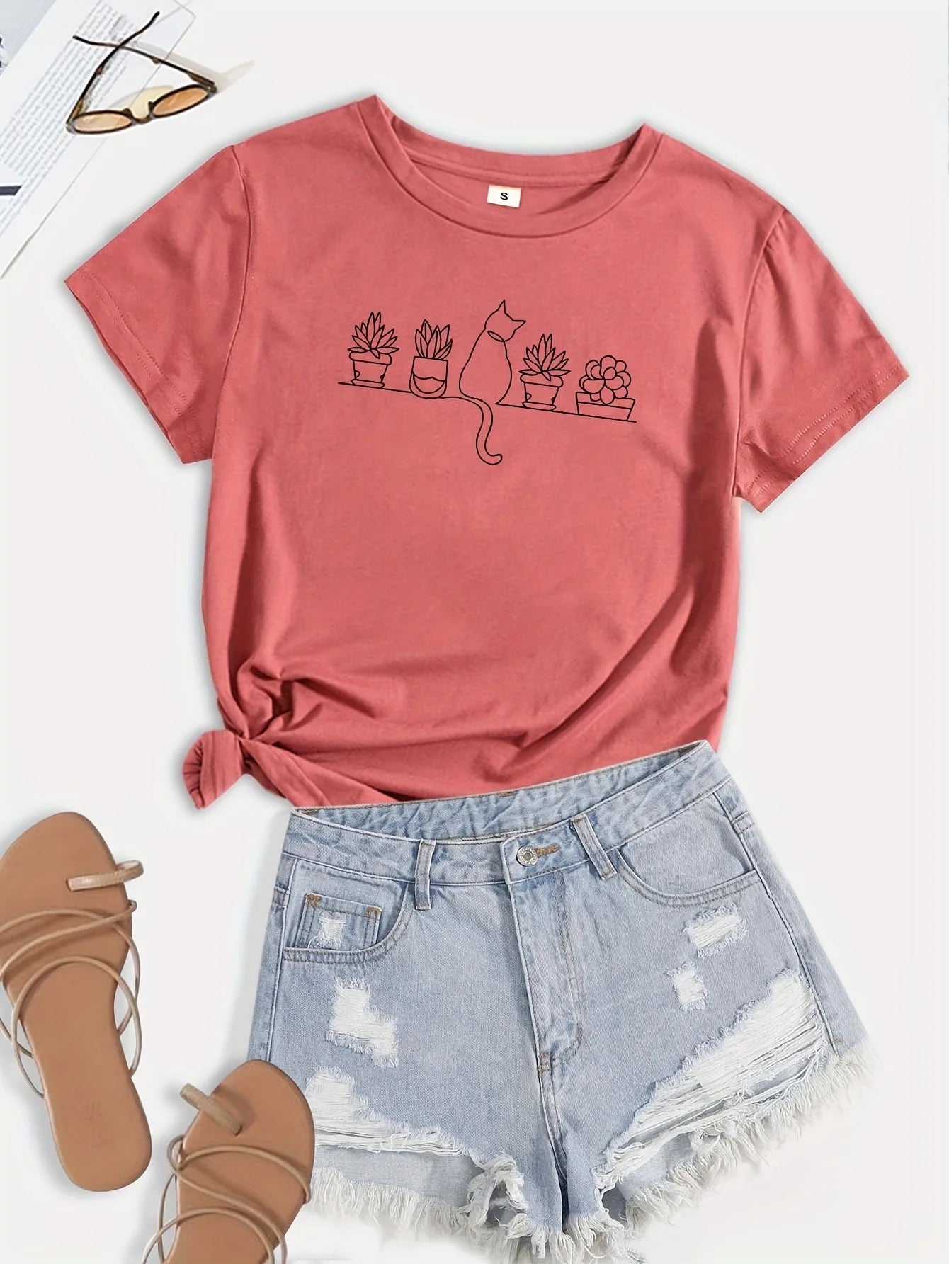 Cartoon Cat Print T-Shirt, Short Sleeve Crew Neck Casual Top For Summer & Spring, Women's Clothing